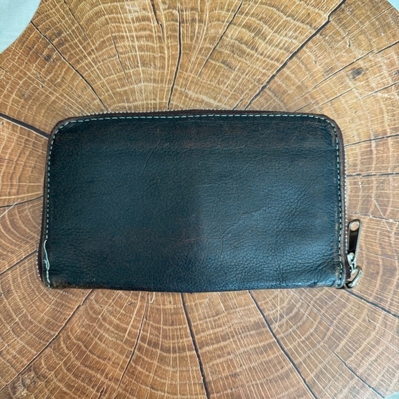 Handmade Leather Wallet Full Zip - Picture 5 of 14